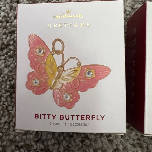 Hallmark keepsake ornaments - Picture 2 of 5